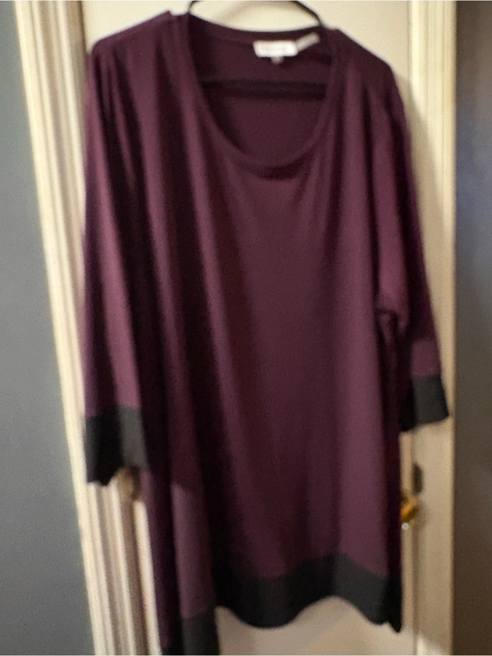 Calvin Klein Plum Tunic with Black Accents size 2X